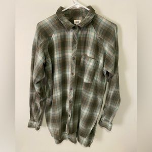 BKE Mens Y2K Plaid Button Down Shirt With Frayed Hem Size Small